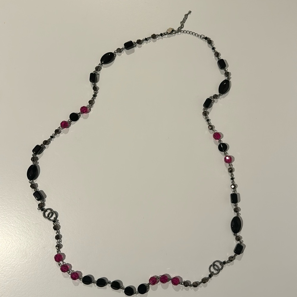 LIA SOPHIA ~ RASPBERRY SPLASH ~ GLASS & RESIN BEADS NECKLACE  38-41"